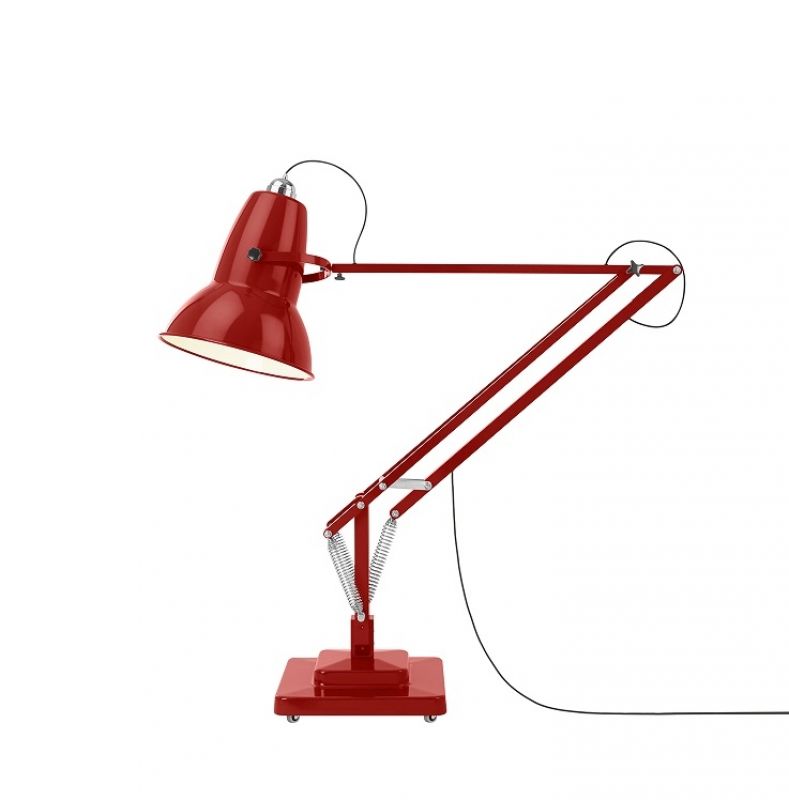 Rote Anglepoise Original 1227 Giant Stehleuchte für Innenräume, verstellbare Schreibtischlampe für Wohnzimmer und Büro.